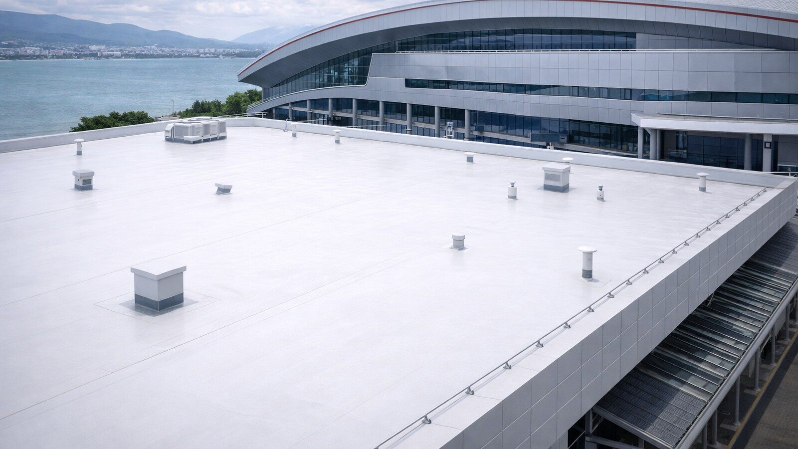 ТРЦ «Геленджик Арена» — устройство кровли